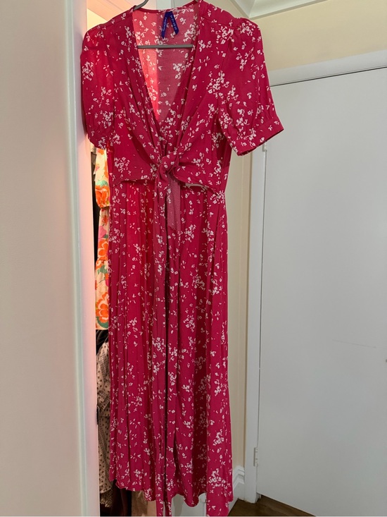 Seraphine Dresses & Skirts - Seraphine Nursing friendly Fuchsia Floral Tie-Front Maxi Dress